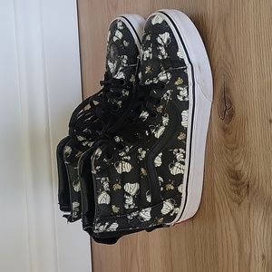 Kids snoopy Peanuts Halloween vans size 1